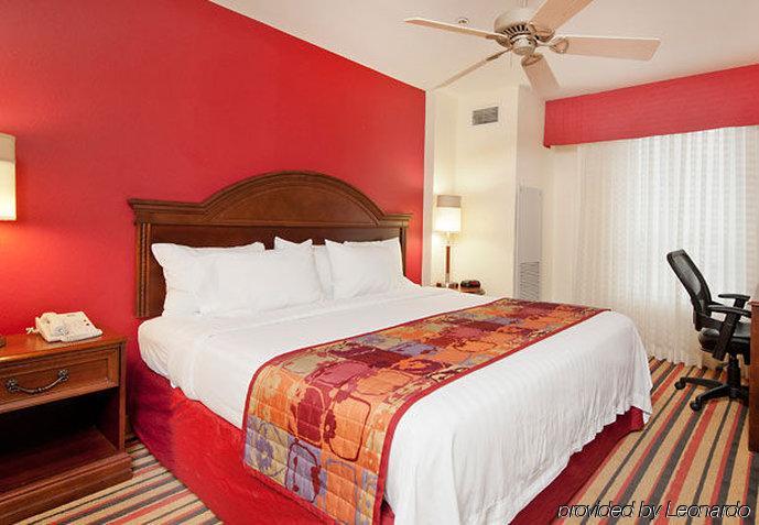 Residence Inn Charlotte Uptown Room photo
