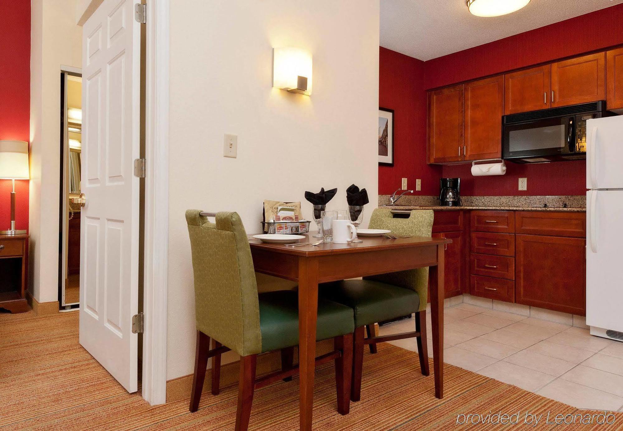 Residence Inn Charlotte Uptown Room photo