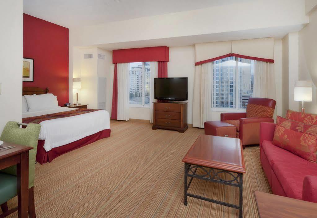 Residence Inn Charlotte Uptown Room photo